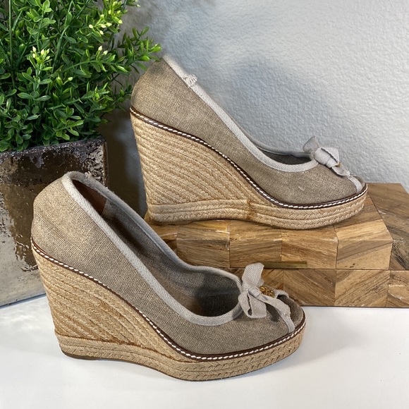 Tory Burch Jackie Peep Toe Espadrille Wedge Tan Gold Metallic Size 8 - Picture 2 of 16